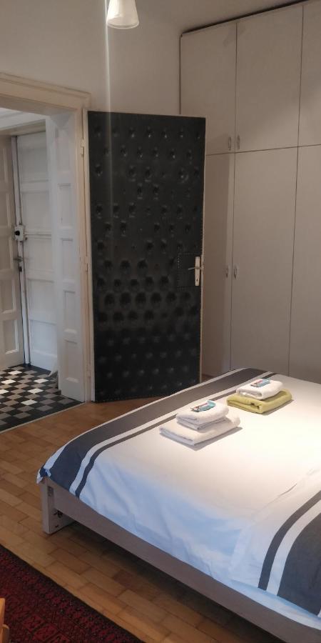 Apartment Treci Beograd Eksteriør billede